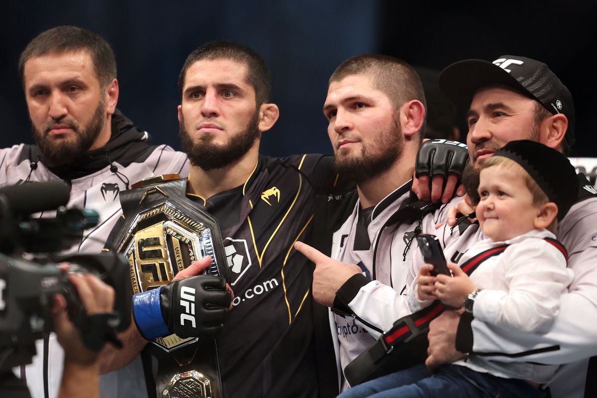 MMA-UFC-UAE-MAKHACHEV-OLIVEIRA