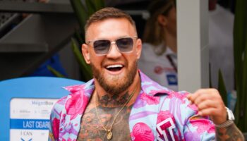 conor-mcgregor-charles-oliveira-easily-beats-islam-makhachev-at-ufc-jpg