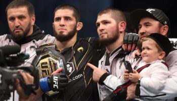 MMA-UFC-UAE-MAKHACHEV-OLIVEIRA
