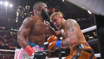 tyron-woodley-compliments-anderson-silva-but-warns-against-anyone-who-jpg
