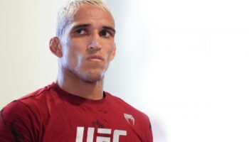 Charles Oliveira made a statement about the fight with Rafael Fiziev