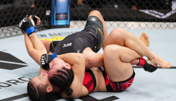 chinas-zhang-weili-takes-ufc-title-from-carla-esparza-jpg