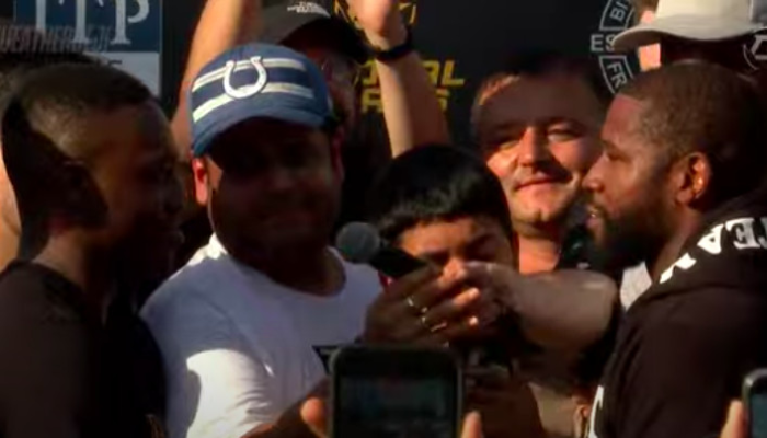 mayweather-vs-deji-weigh-in-results-deji-has-almost-21-pound-edge-png