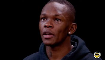 video-israel-adesanya-accepts-the-challenge-of-the-hot-ones-jpg
