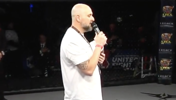 video-singer-apologizes-to-tito-ortiz-during-truly-awful-performance-png