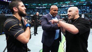 Volkanovski made a statement about the superfight with Makhachev