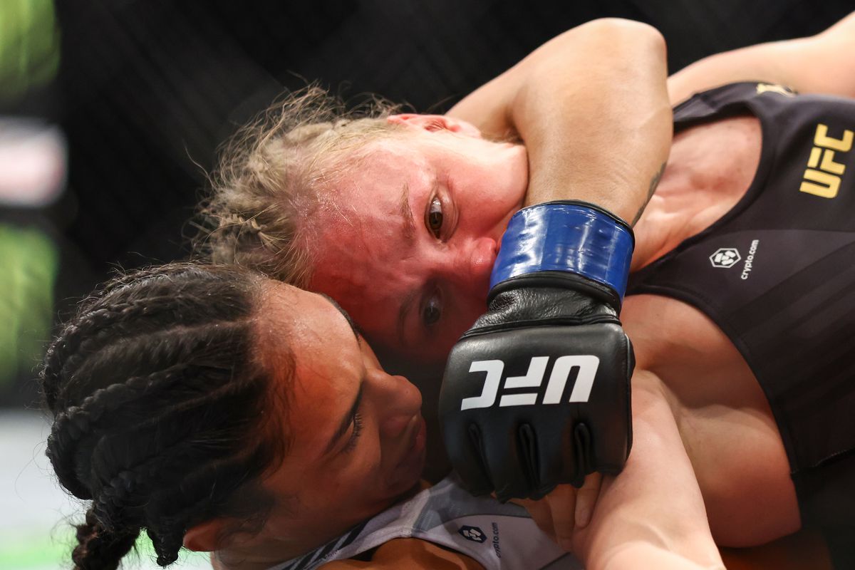 UFC 275: Shevchenko gegen Santos