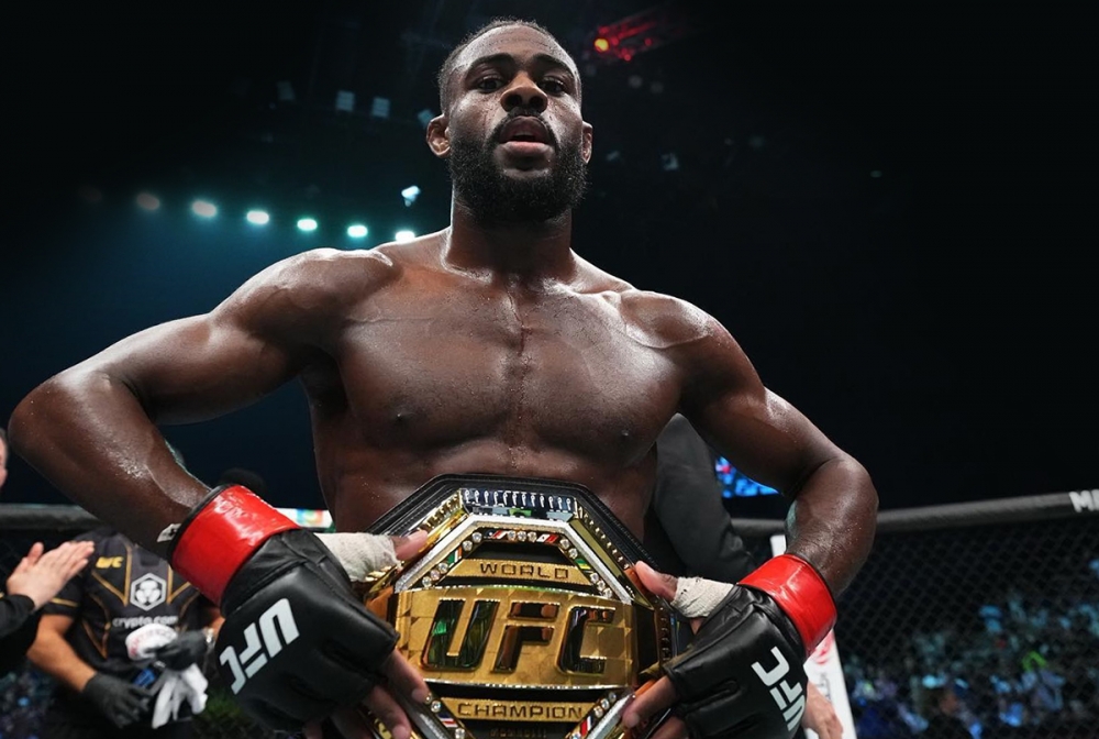 Aljamain Sterling announces move to featherweight