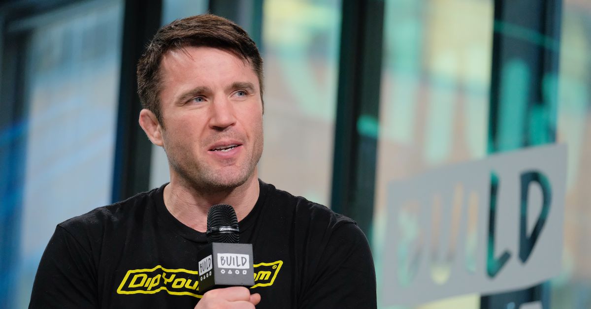 four-seasons-hotel-chael-sonnen-was-sued-for-allegedly-hitting-jpg
