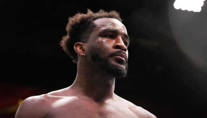 geoff-neal-is-injured-in-the-shavkat-rahmonov-fight-at-jpg