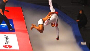 inoki-bom-ba-ye-x-ganryujima-video-marcus-lelo-aurelio-drives-hidenori-jpg