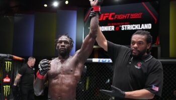jared-cannonier-confident-he-beat-sean-strickland-targeting-title-fight-jpg