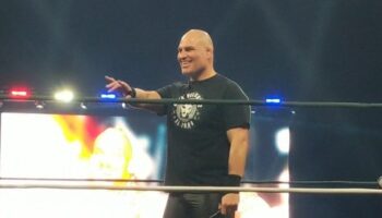 video-cain-velasquez-released-from-prison-returns-to-the-ring-jpg