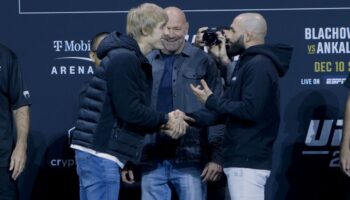 video-ufc-282-press-conference-staredowns-jpg