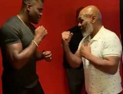 mike-tyson-shows-ngannou-how-to-fight-fury-video-jpg