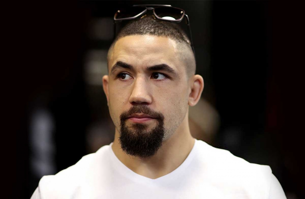 Robert Whittaker shed light on rumors about the fight with Khamzat Chimaev