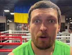 usyk-continues-the-series-belly-video-jpg