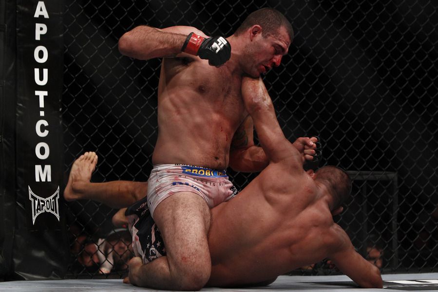 Shogun Rua tentará se vingar da derrota anterior para Dan Henderson no UFC Fight Night 38.