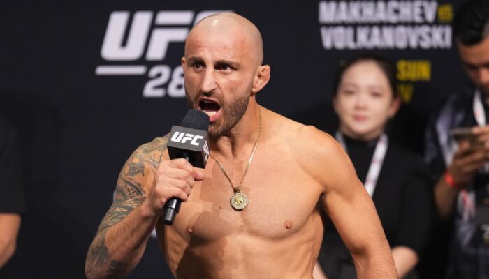 alexander-volkanovski-delights-perth-crowd-at-ufc-284-faceoffs-tomorrow-jpg