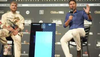 eddie-hearn-predicts-unbelievably-limited-tommy-fury-will-get-knocked-jpg