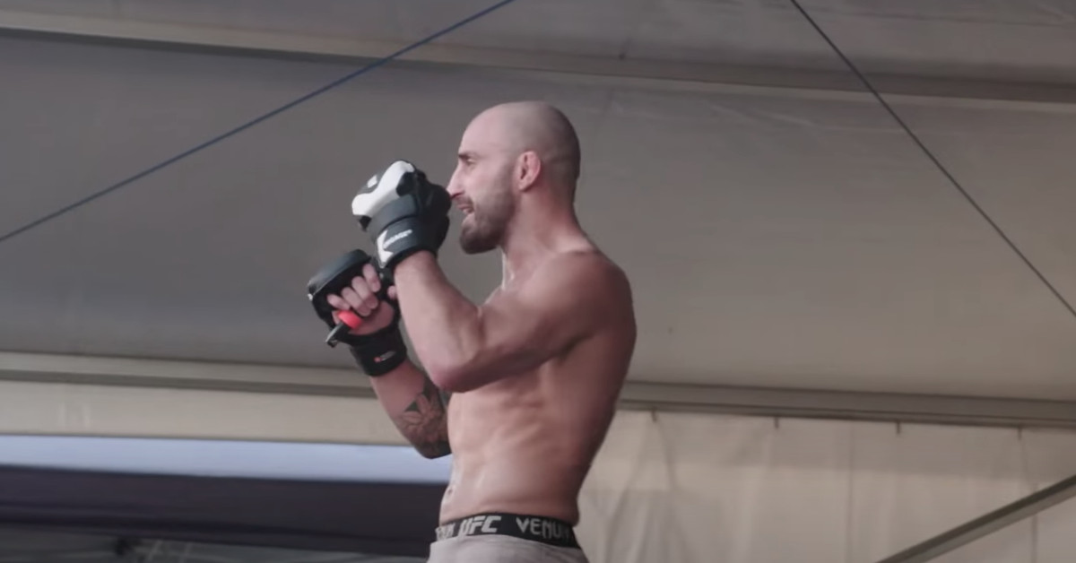 ufc-284-embedded-episode-5-im-going-put-my-hand-png
