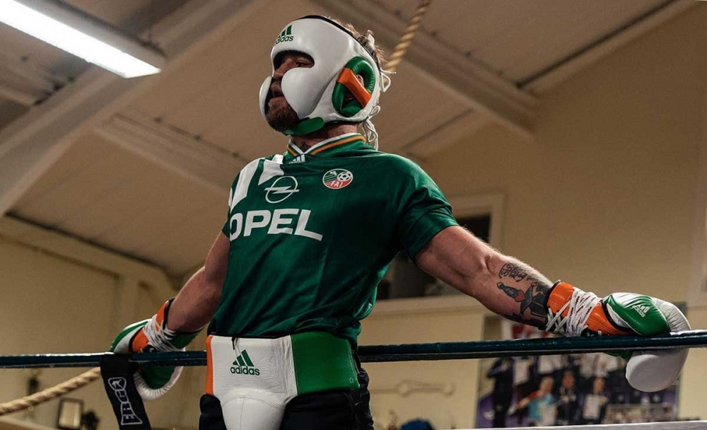 Conor McGregor offentliggør første meddelelse om kampen mod Michael Chandler
