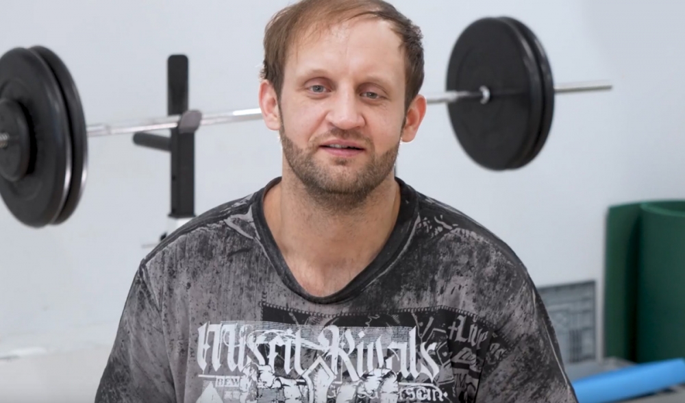 Emelianenko's younger brother makes his fight debut