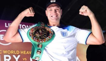 Named the likely opponent of Fury after the cancellation of the fight with Usyk