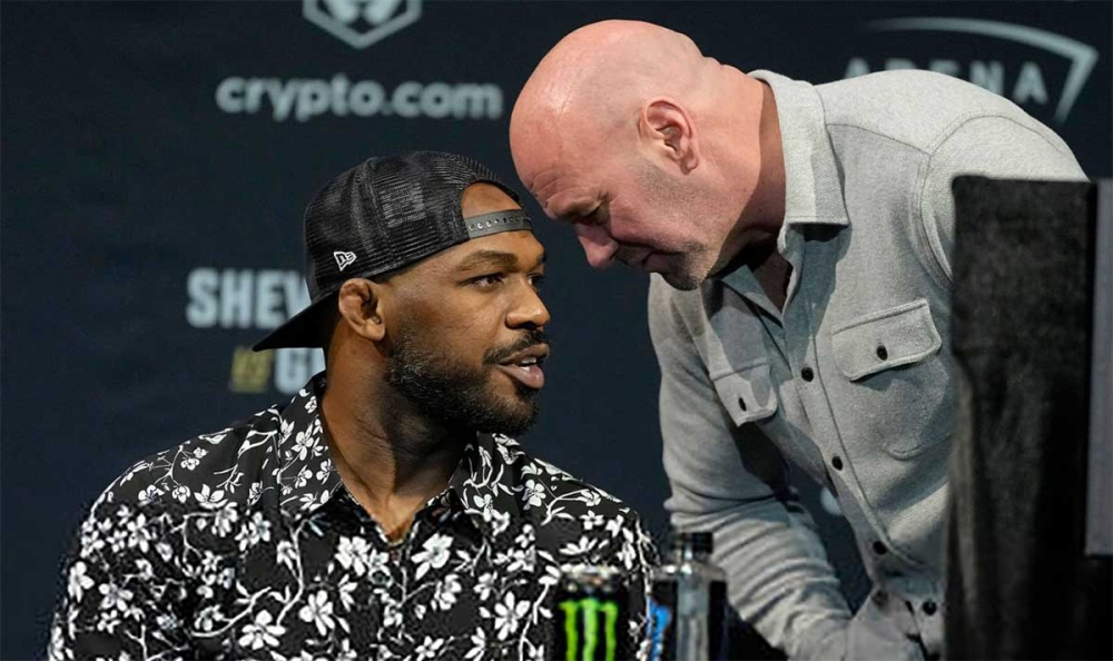UFC-presidenten ger en förutsägelse för kampen mellan Jon Jones och Francis Ngannou