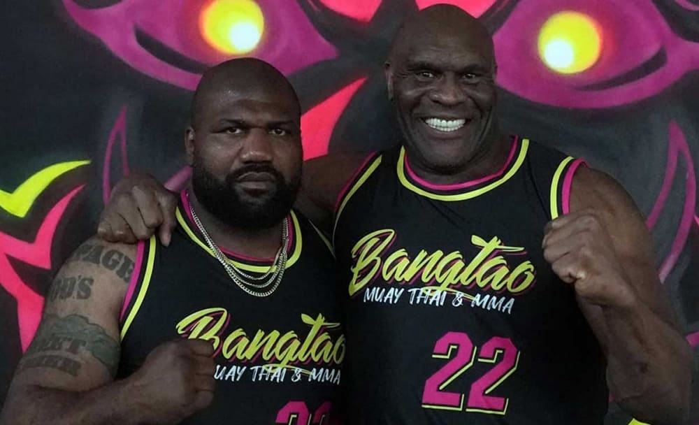 Rampage Jackson e Bob Sapp vencem batalha de gêmeos siameses