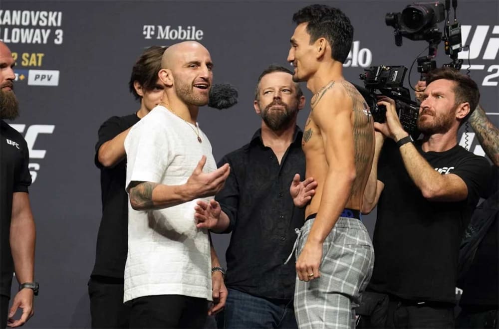 Alex Volkanovski demanda a Max Holloway