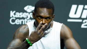 Adesanya reacts to Whittaker vs. Du Plessis challenger fight