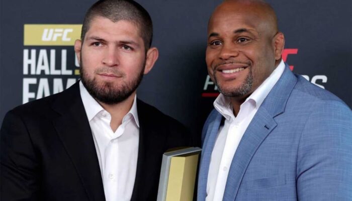 Cormier thanks McGregor for helping Khabib