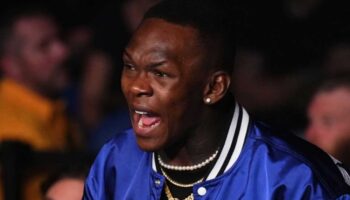 Israel Adesanya tore a ligament in his knee two weeks before rematch with Alex Pereira
