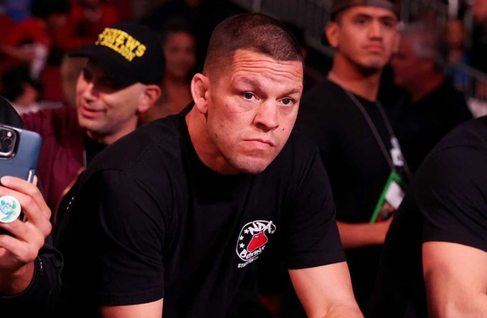 Nate Diaz coloca um homem para dormir em uma briga de rua