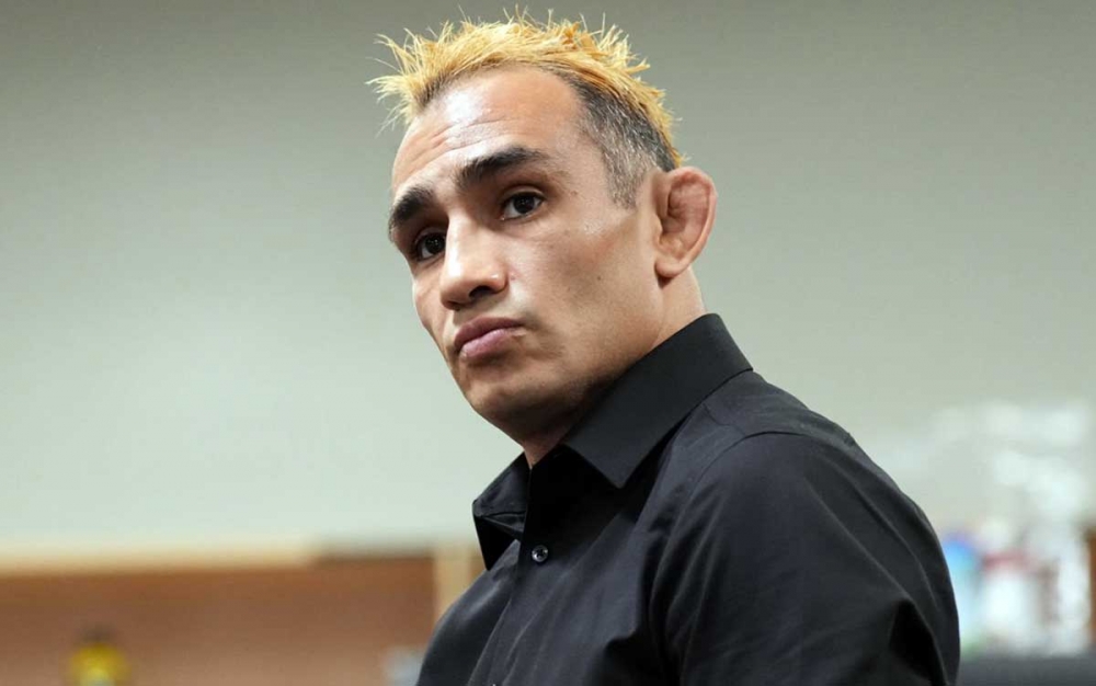 Tony Ferguson arrestado fuera de un club nocturno de Hollywood