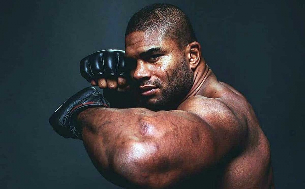 Alistair Overeem shocked fans with his appearance