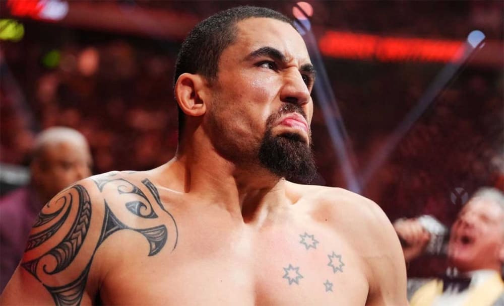 Robert Whittaker fez uma declaração depois de perder para Dricus Du Plessis