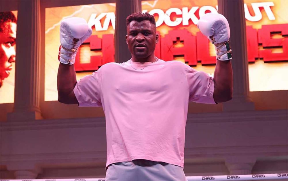 Francis Ngannou namnger tre boxningsrivaler